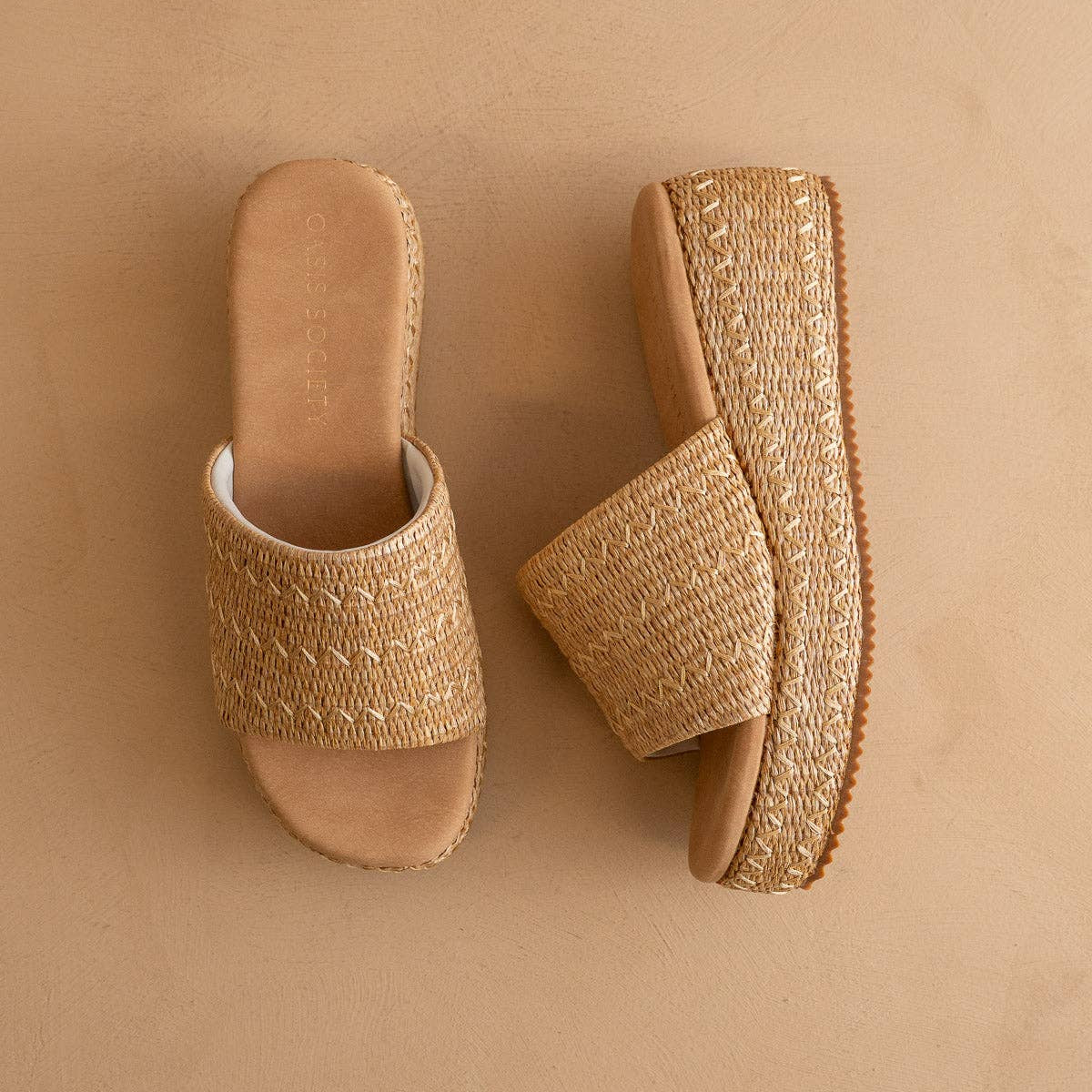 The Taniya | Toffee Embroidered Raffia Platform Slide