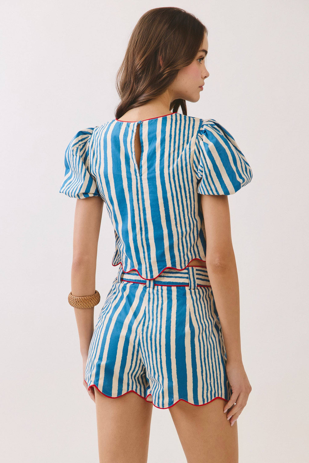 Stripe Scalloped Puff Sleeve Crop Top