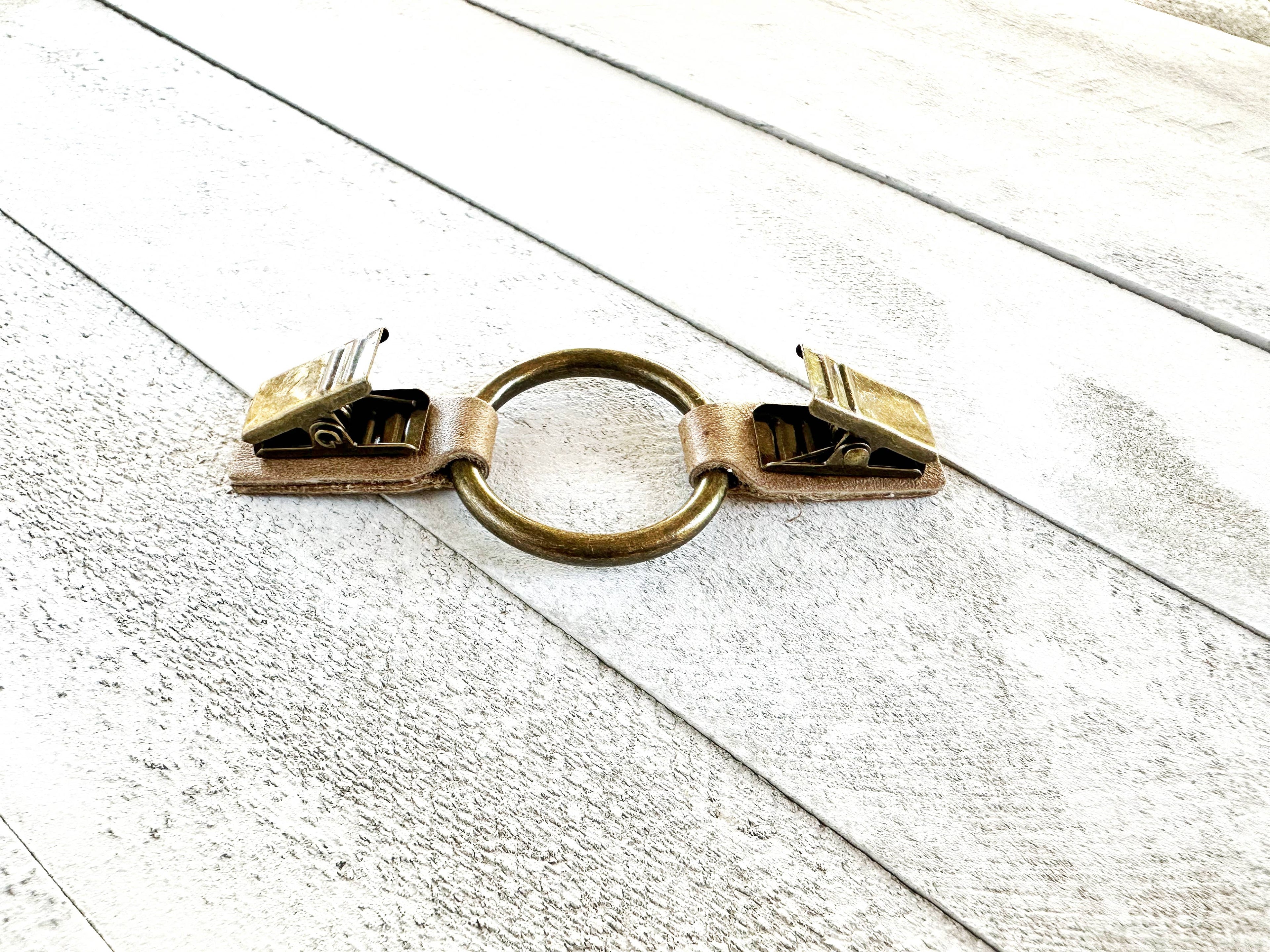 Cinch Clip for Clothes Bronze w/ Tan Leather Scarf Clap