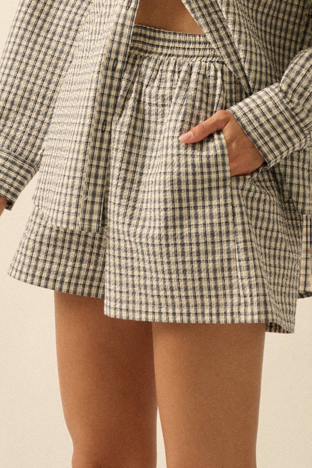 Plaid Textured Seersucker Wide-Leg Pocket Shorts