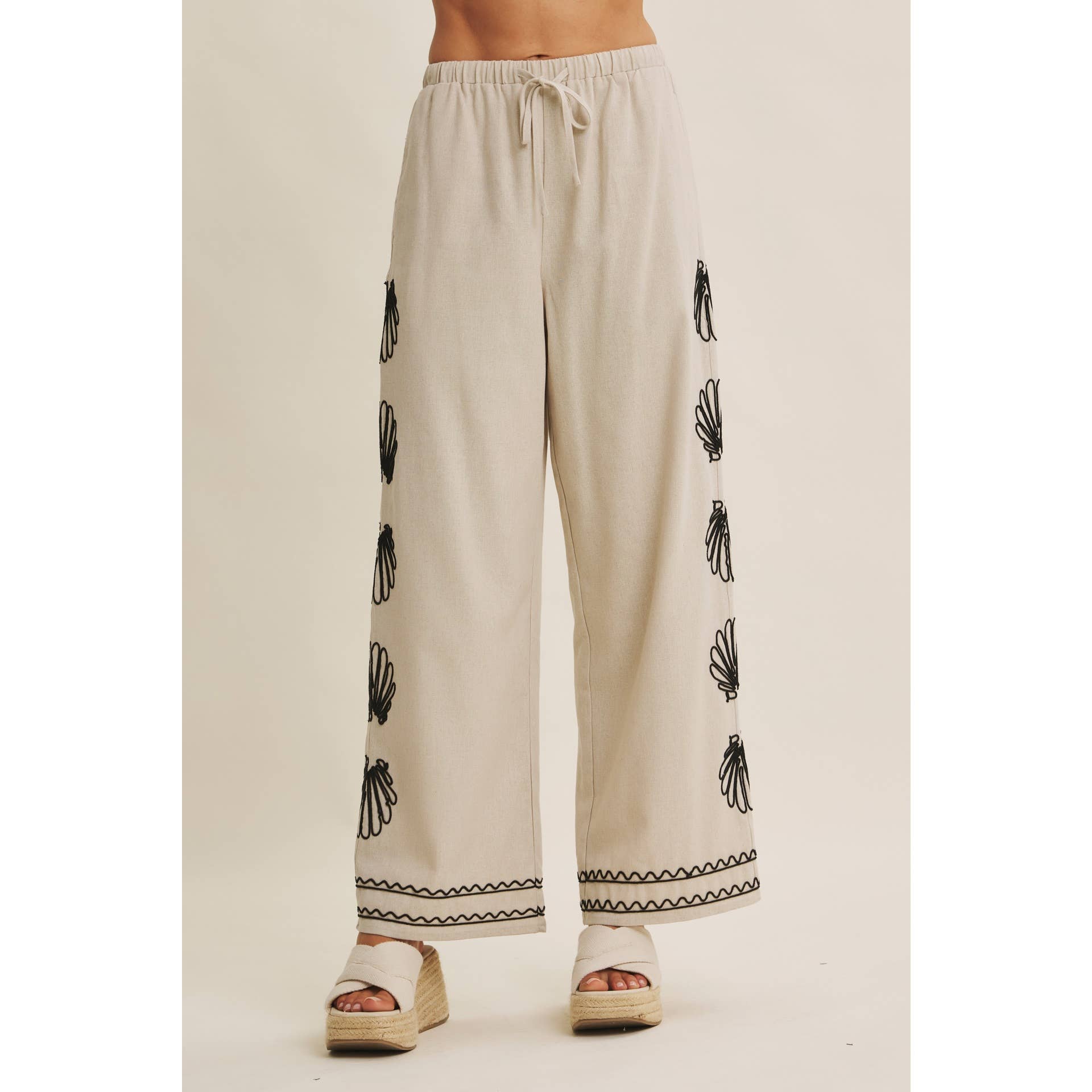 COASTAL SEASHELL EMBROIDERED WIDE-LEG PANTS