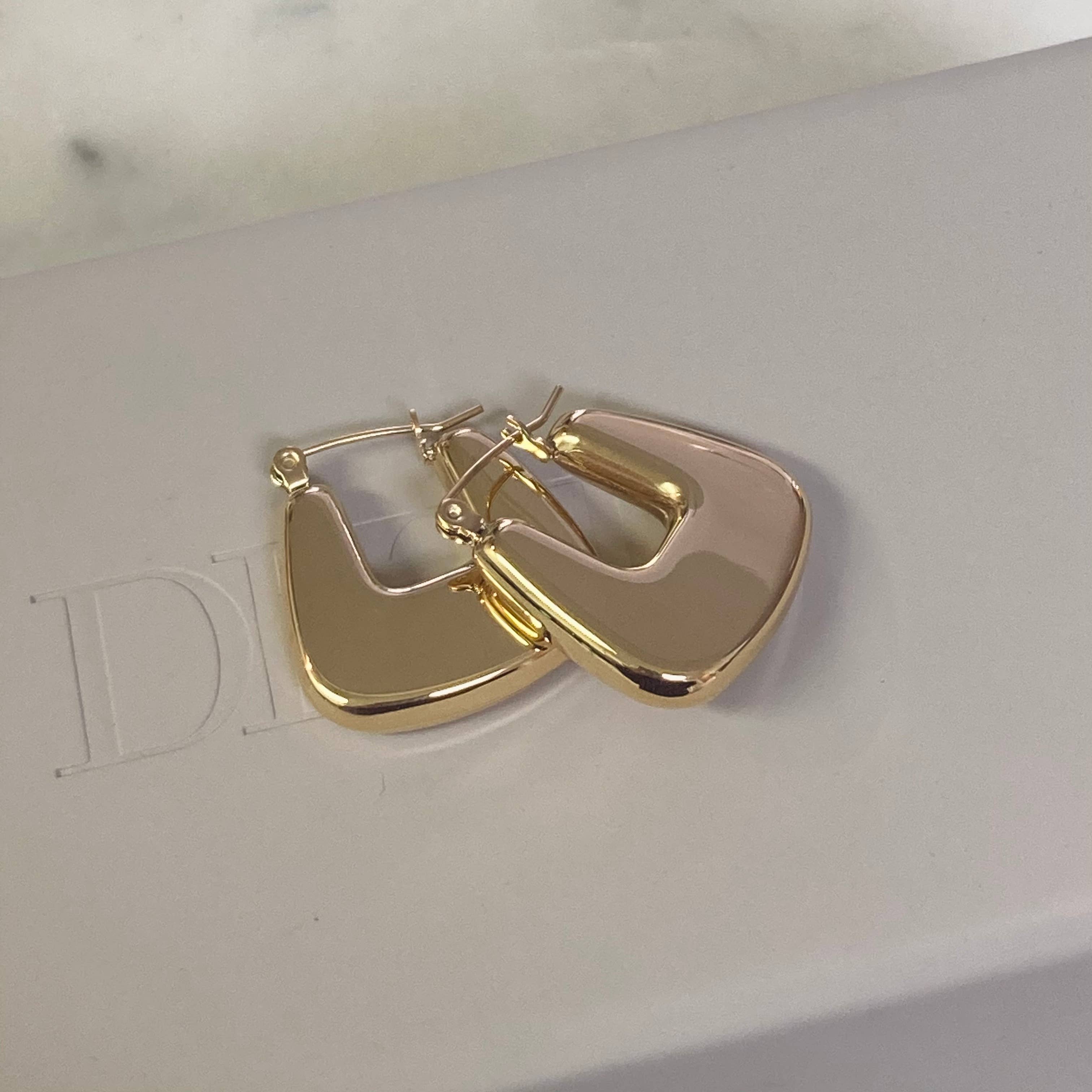 Lightweight gold chunky hoop earring gold plated waterproof