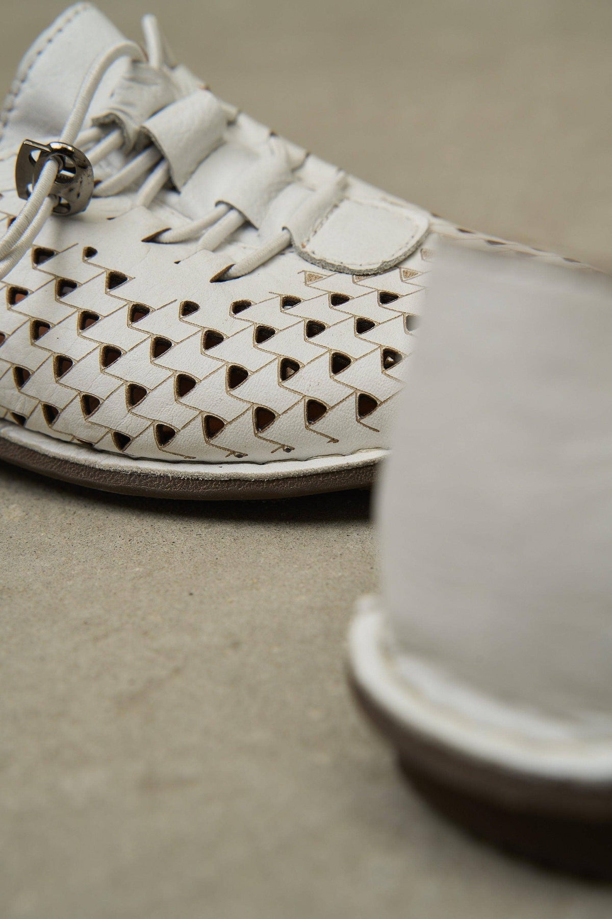 Olive JABIN Leather Flats