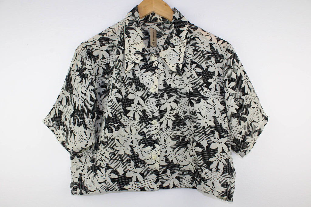 Reworked Vintage Short-Sleeve Button Up Blouse - Cropped