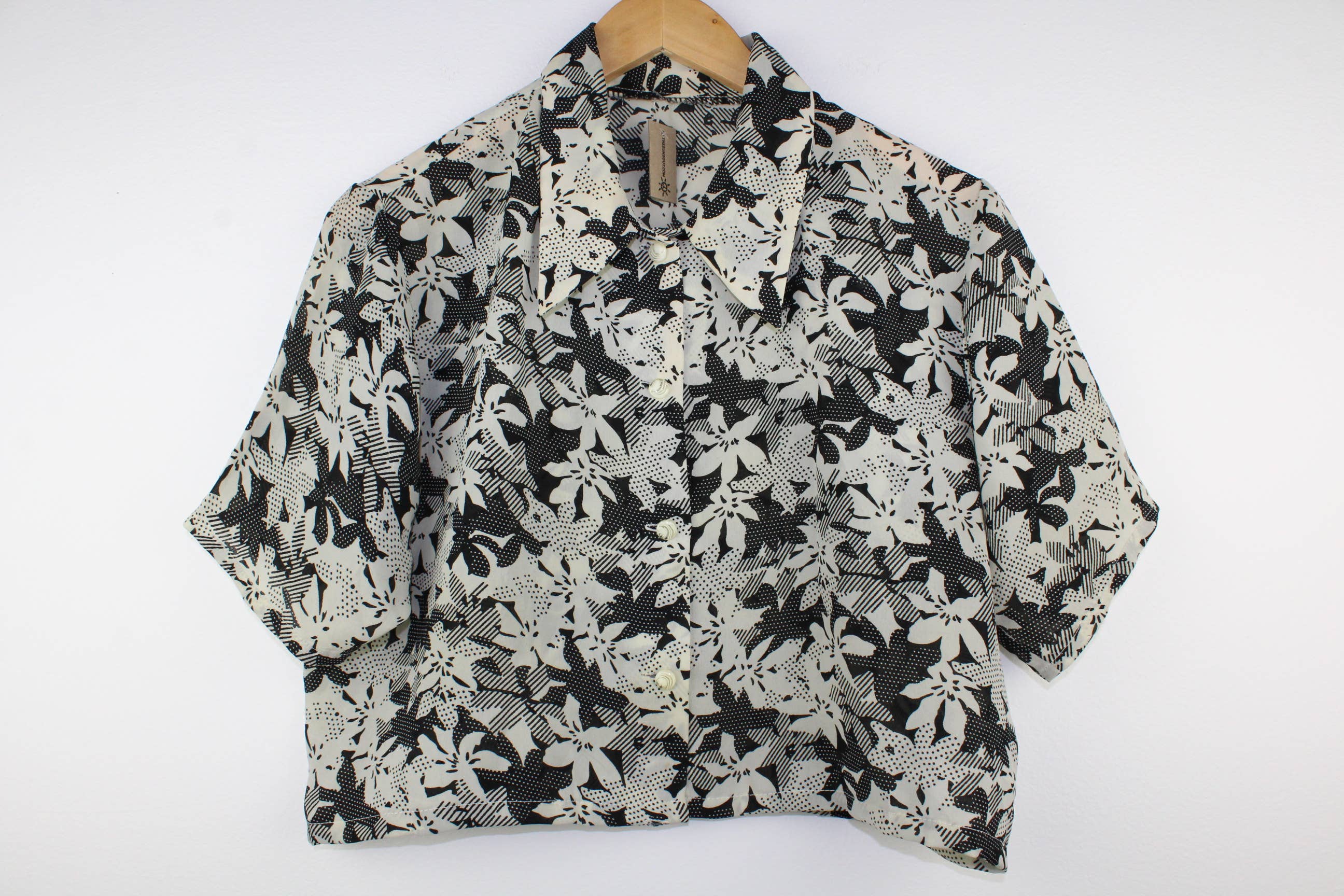 Reworked Vintage Short-Sleeve Button Up Blouse - Cropped