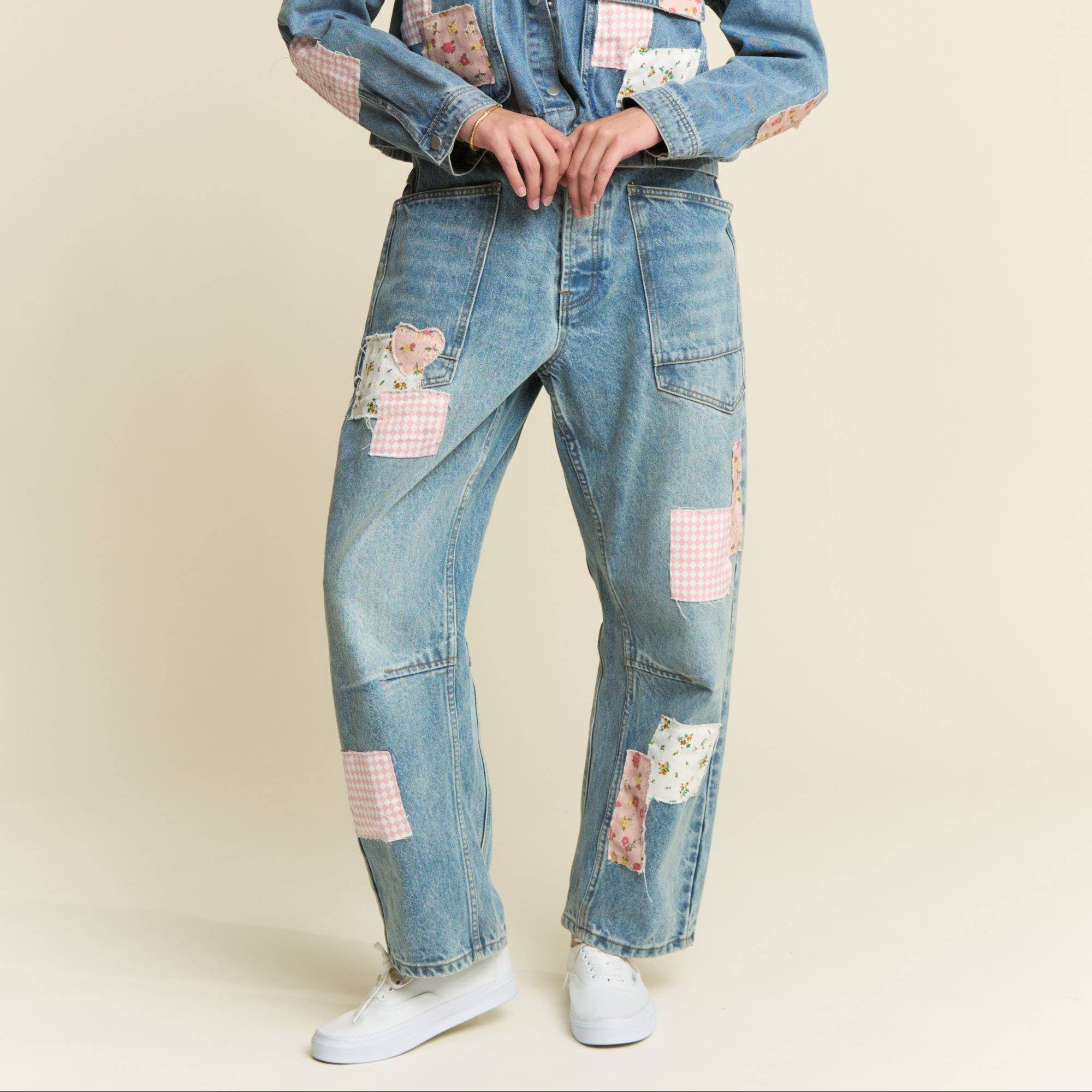 MINERAL WASHED PATCHWORK JEANS