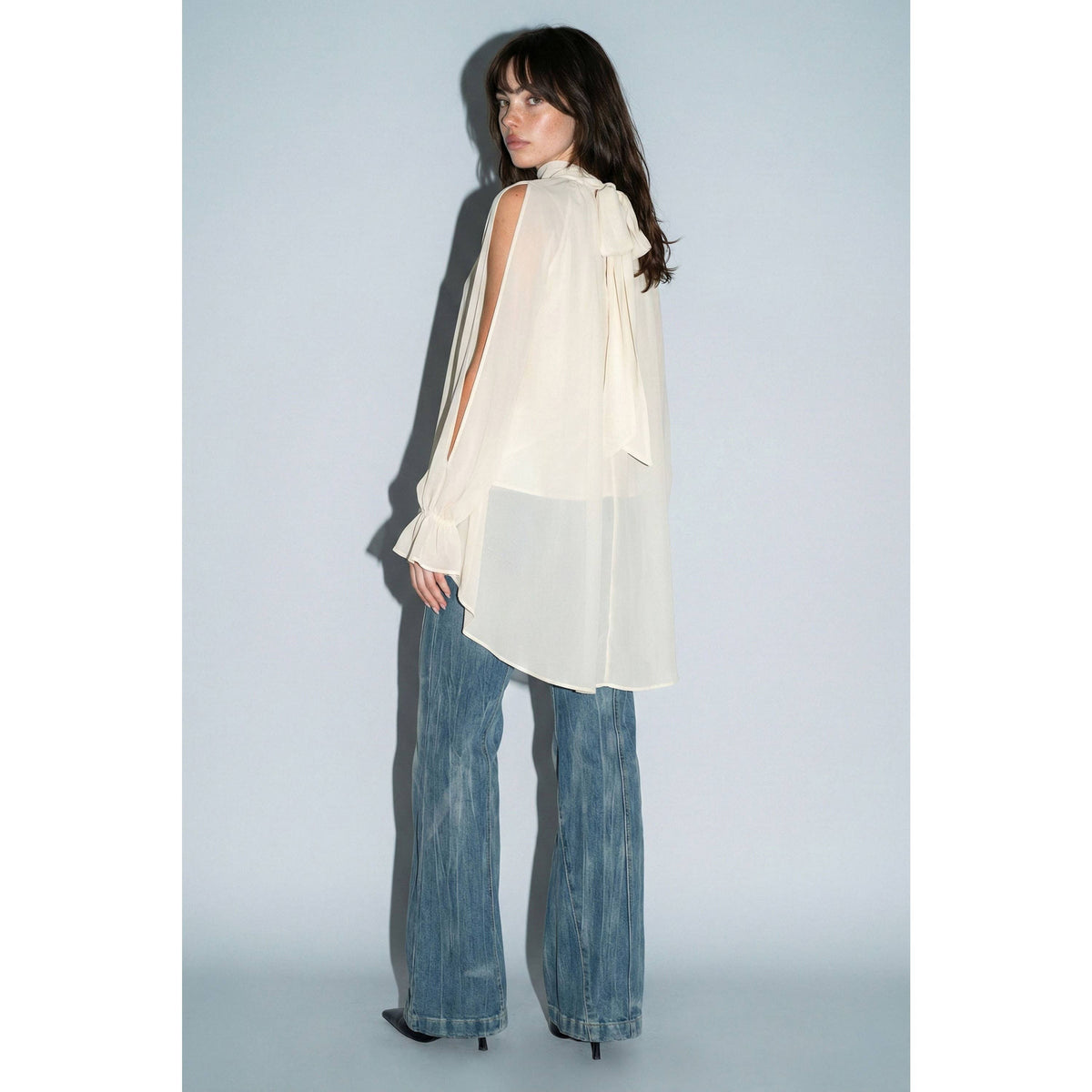 Chiffon Cold-Shoulder High-Low Top: LIGHT BLUSH / M