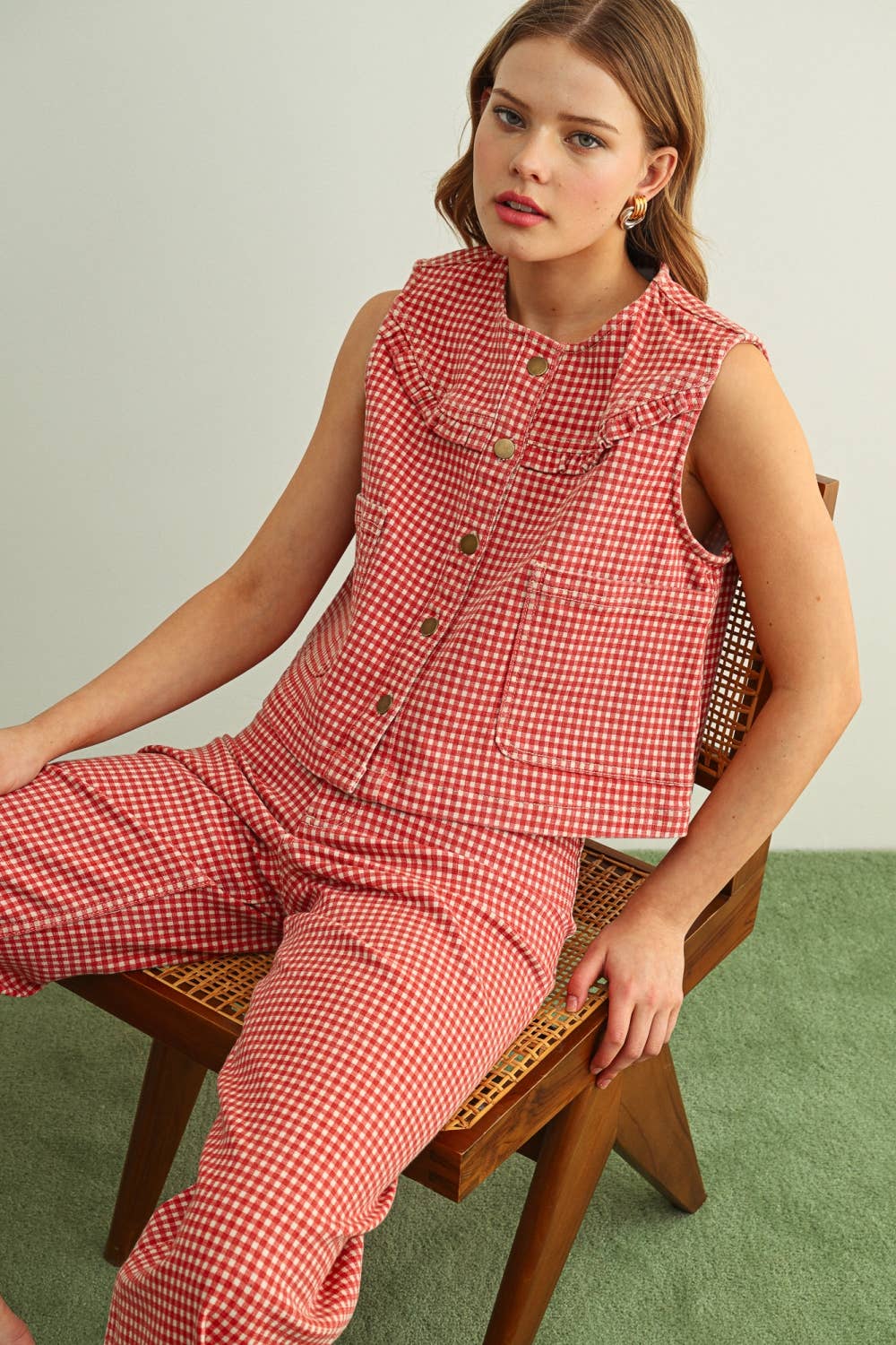 J6362ST GINGHAM PRINTED BUTTON FRONT VEST