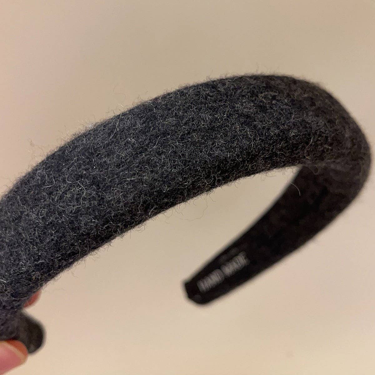 SOLID COLOR WOOL HEADBAND