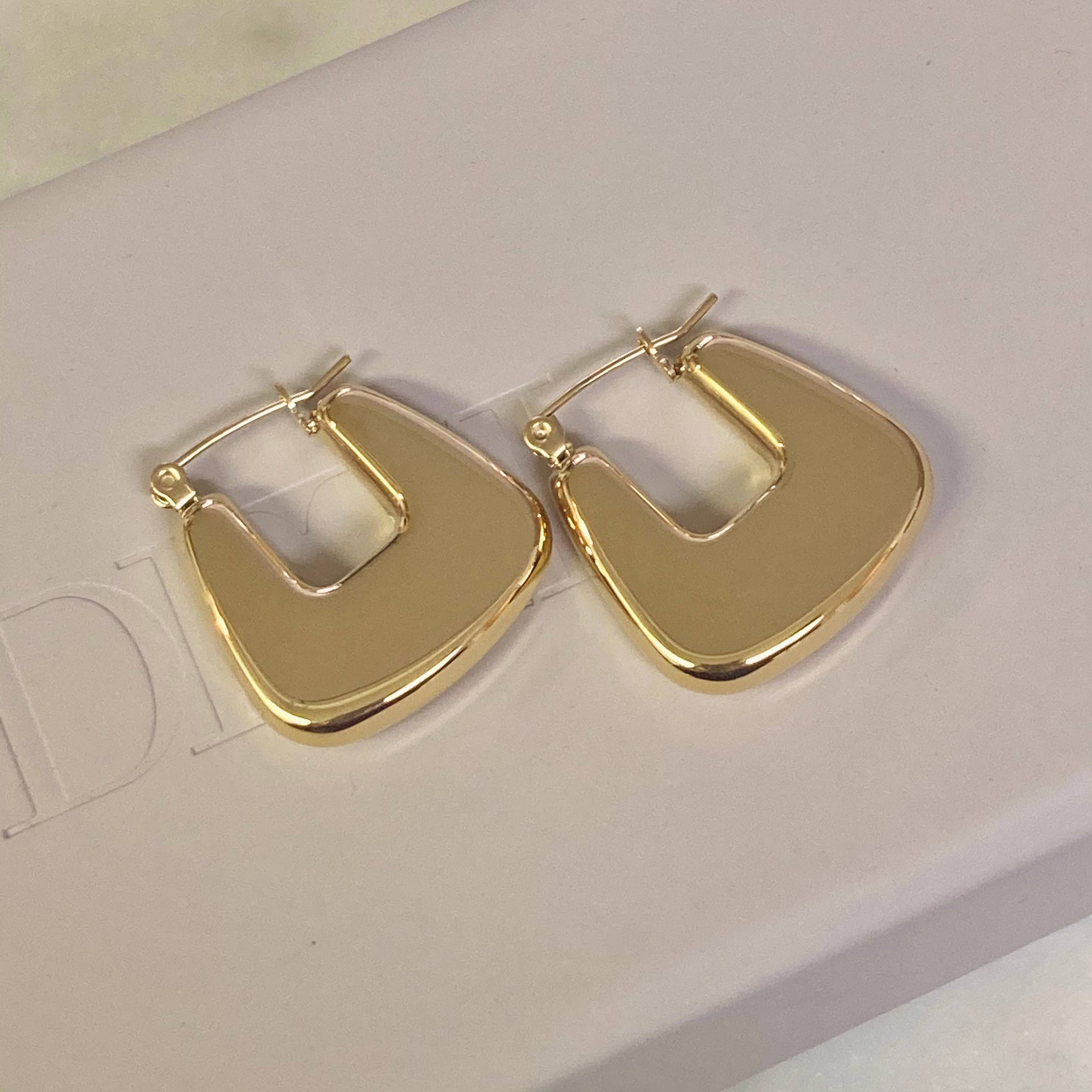 Lightweight gold chunky hoop earring gold plated waterproof