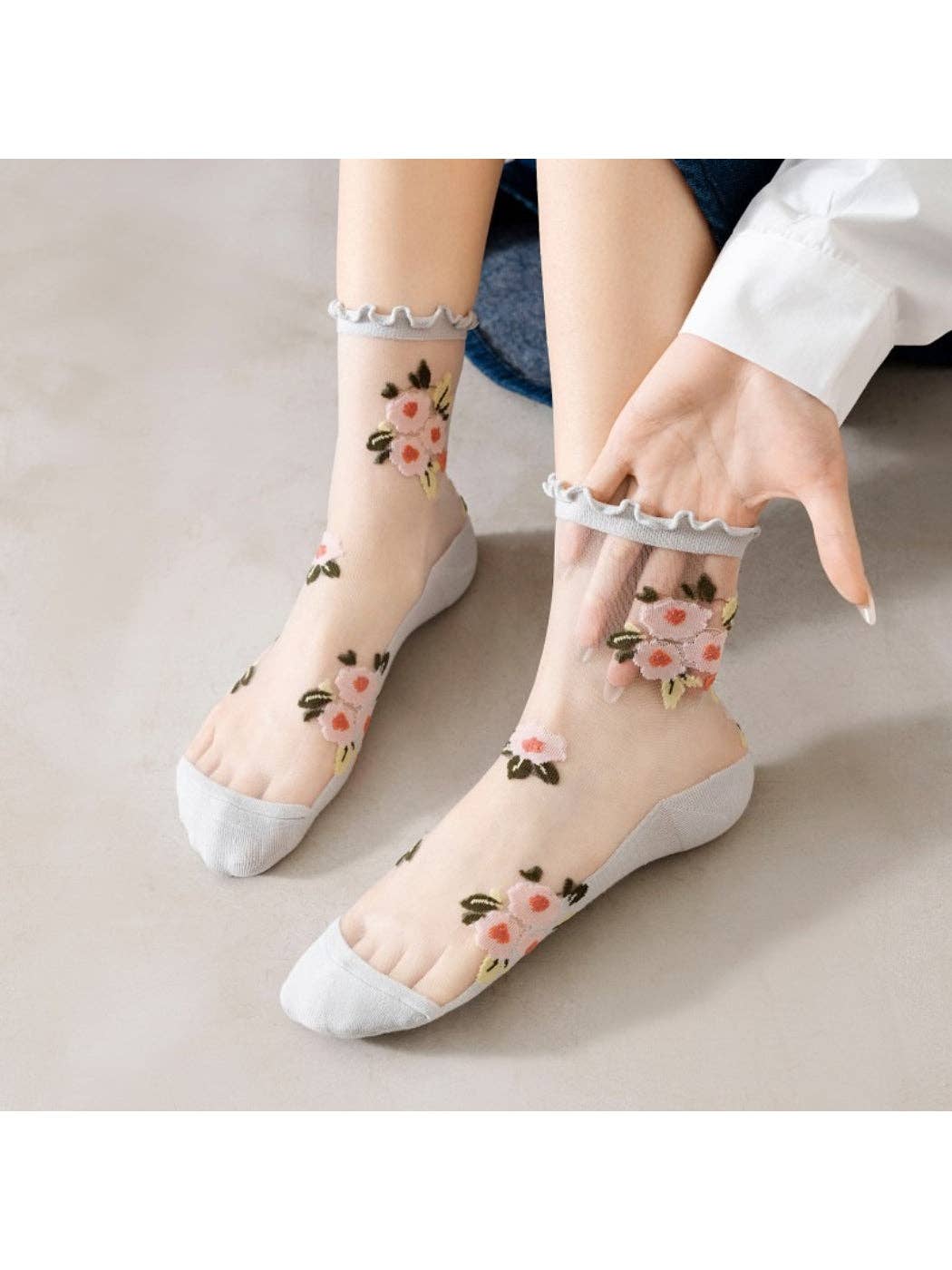 Rufia - Soft Sheer Floral Vine Crew Socks