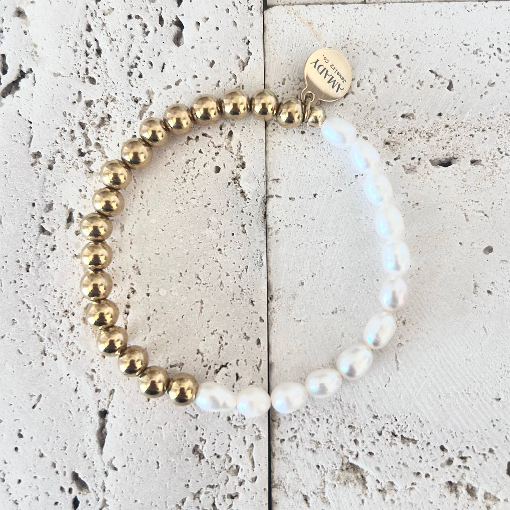 Pearls Bracelet Gold plated beads adjustable one size