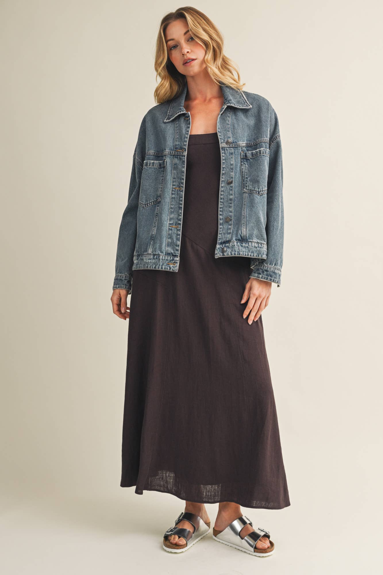 BACK PLEATED DENIM JACKET