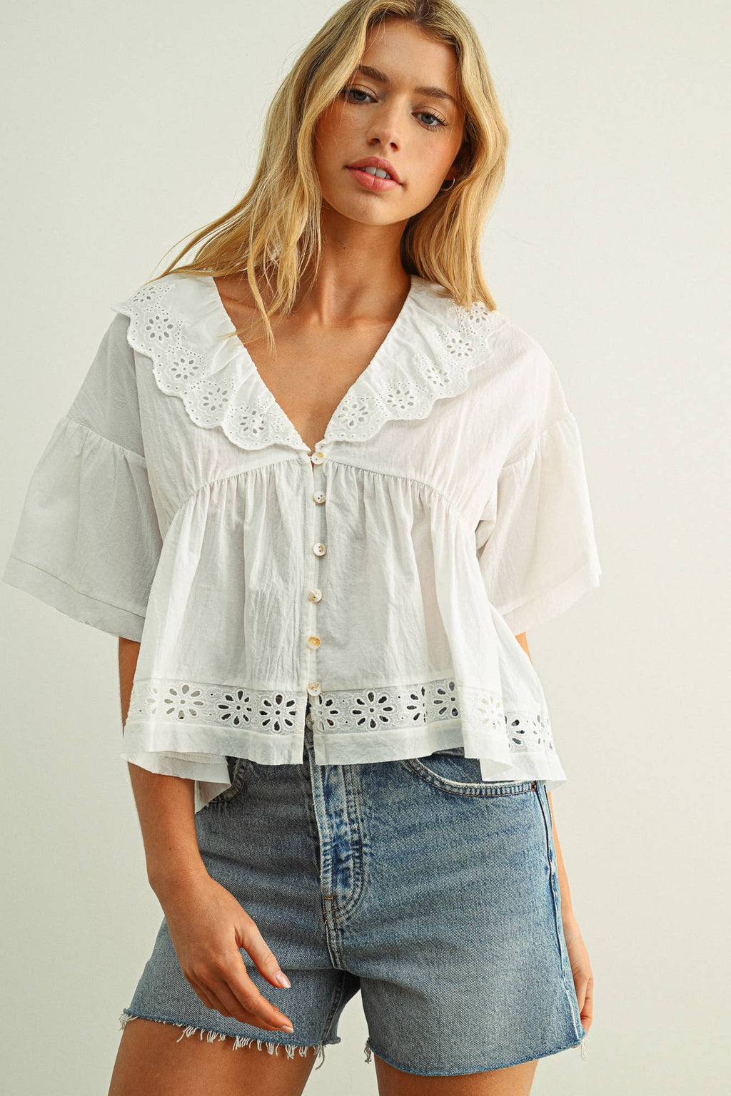 EYELET RUFFLED BLOUSE