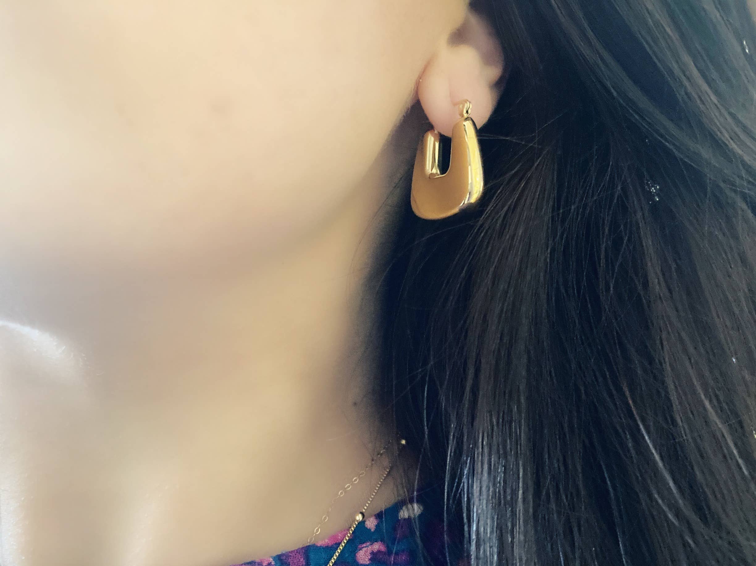 Lightweight gold chunky hoop earring gold plated waterproof