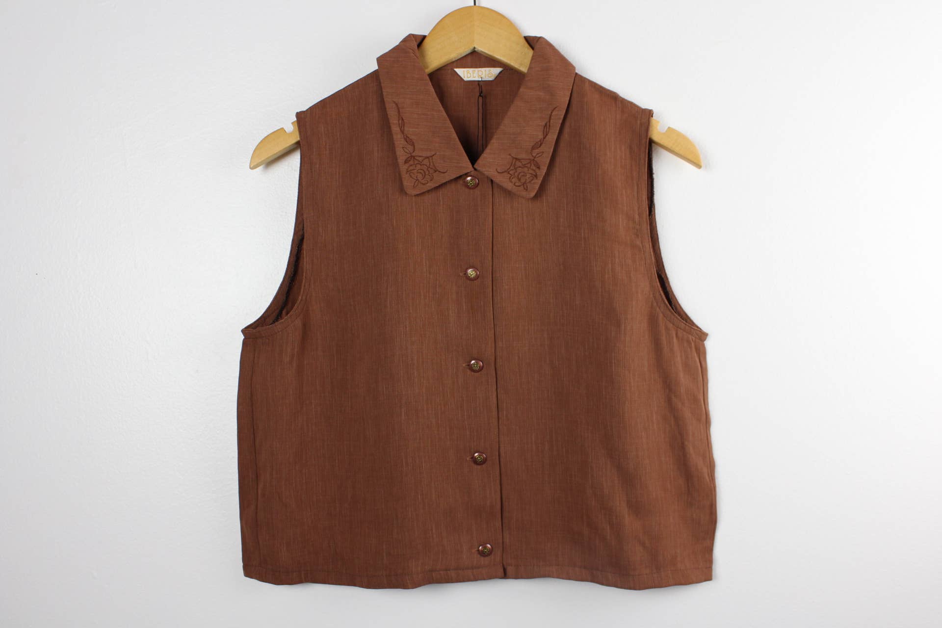 Reworked Sleeveless Button-Up Cropped Blouse - SOLID COLORS