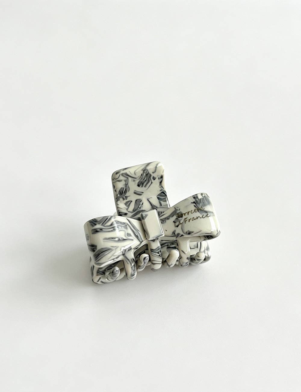 Bella Bow Claw Clip