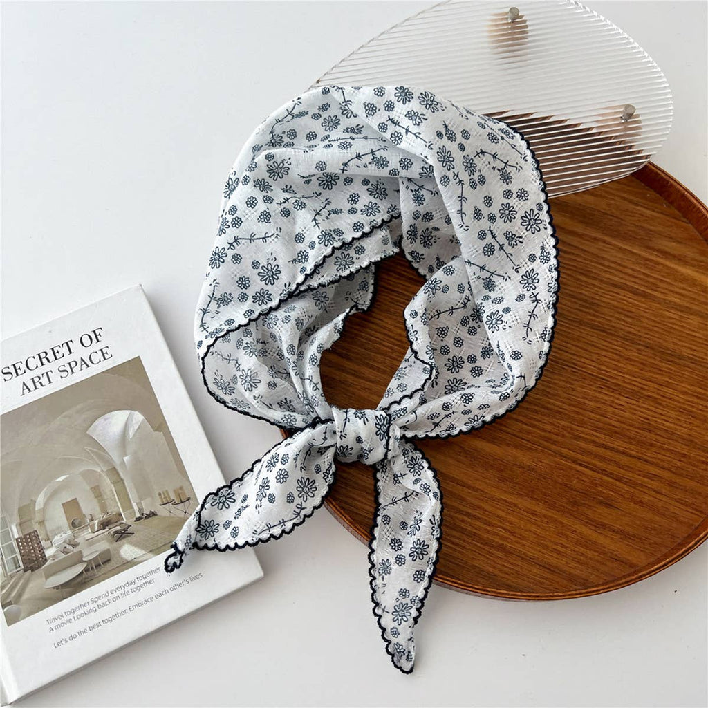 Lace Trim Cotton Linen Floral Triangle Scarf_CWASC0850