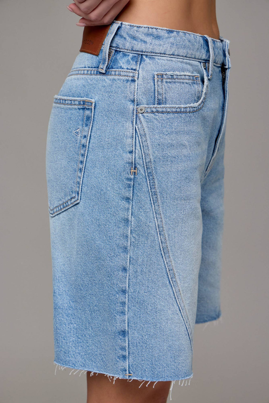 Alyx Medium Wash 8" Inseam Baggy Shorts