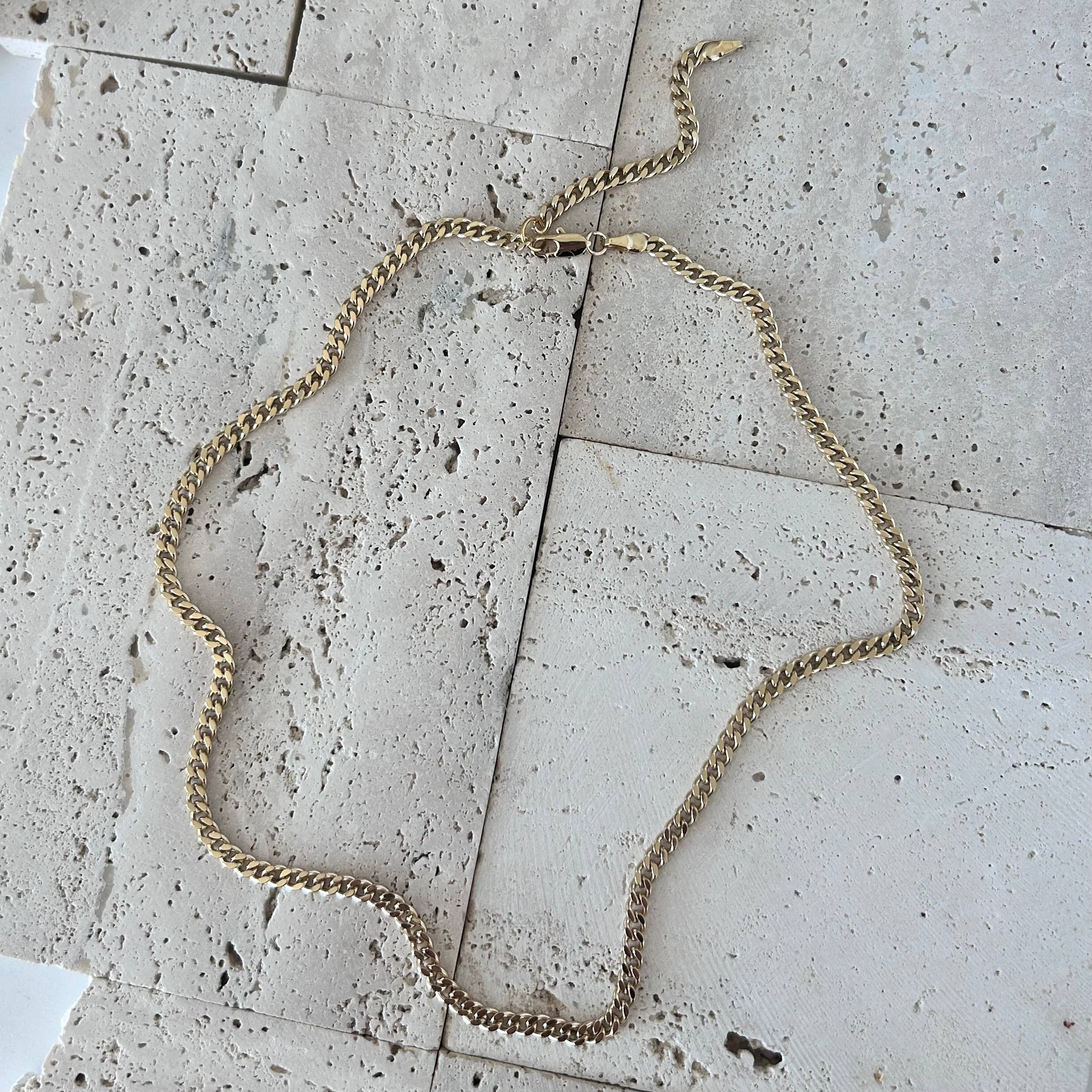 Gold Curb Chain Layering necklace 18k gold-filled
