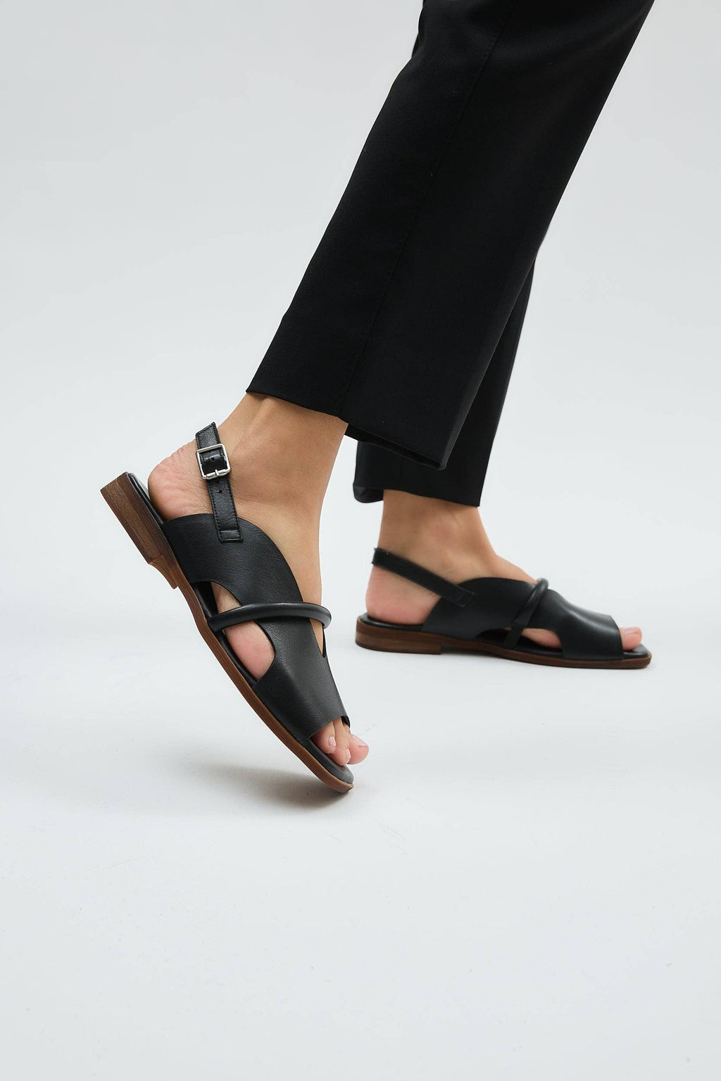 Bergen Black Leathers Sandals