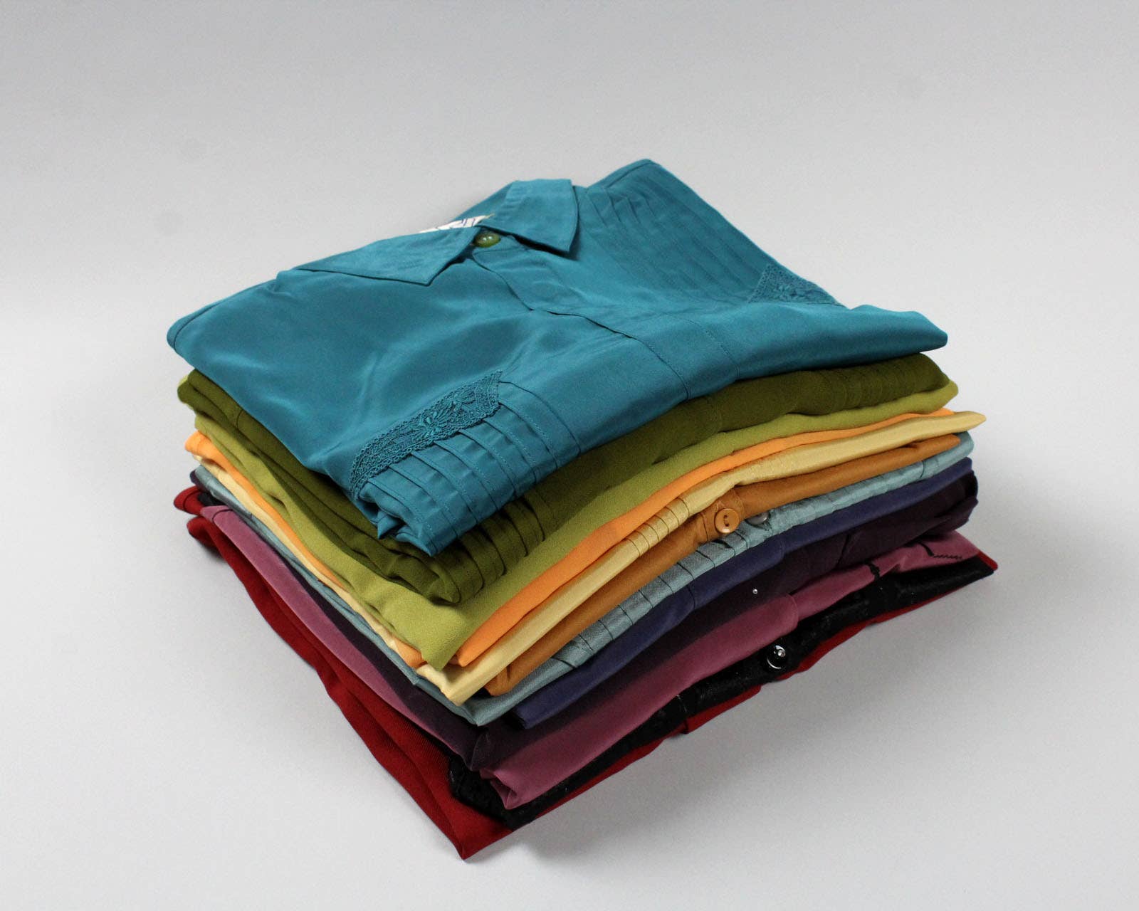 Reworked Vintage Short-Sleeve Button Up Blouse in SOLID COLORS - Cropped
