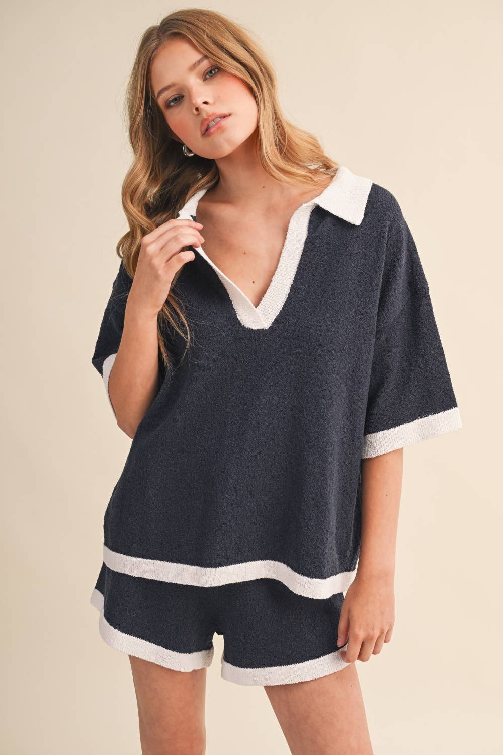KNIT CONTRAST EDGE SHORTS