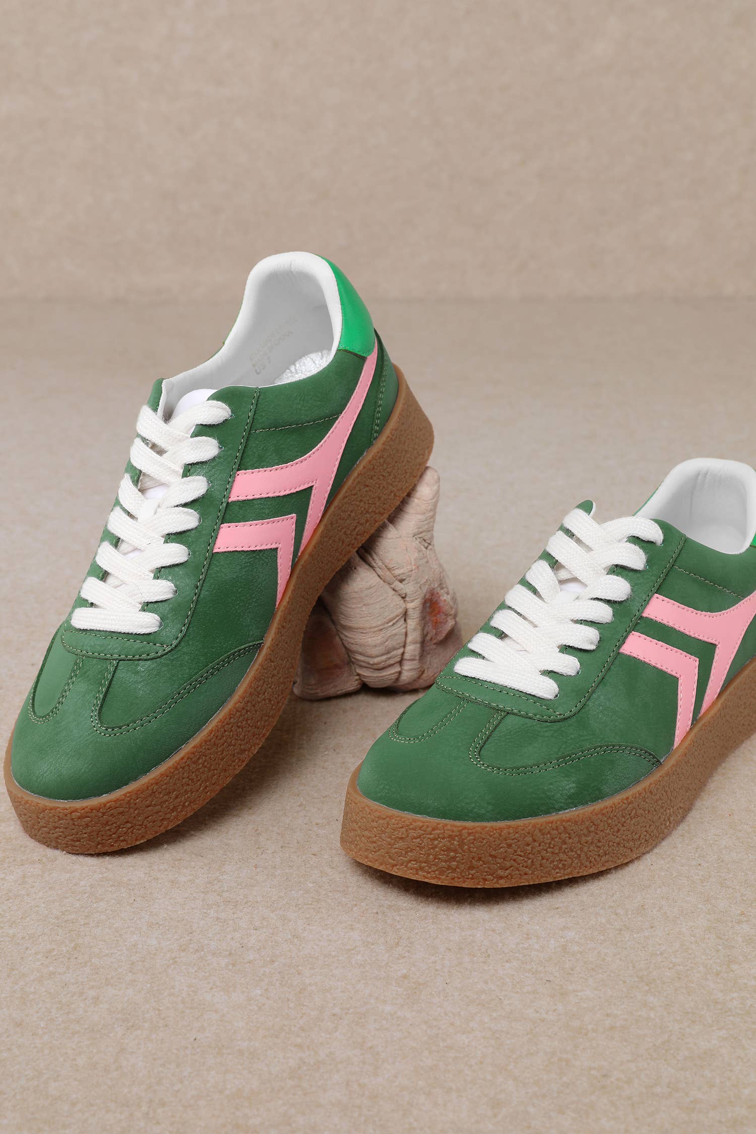 MX-NOVA Greene & Pink Sneakers