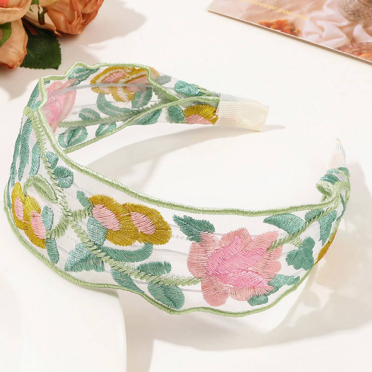 EMBROIDERED FLOWER HEADBAND