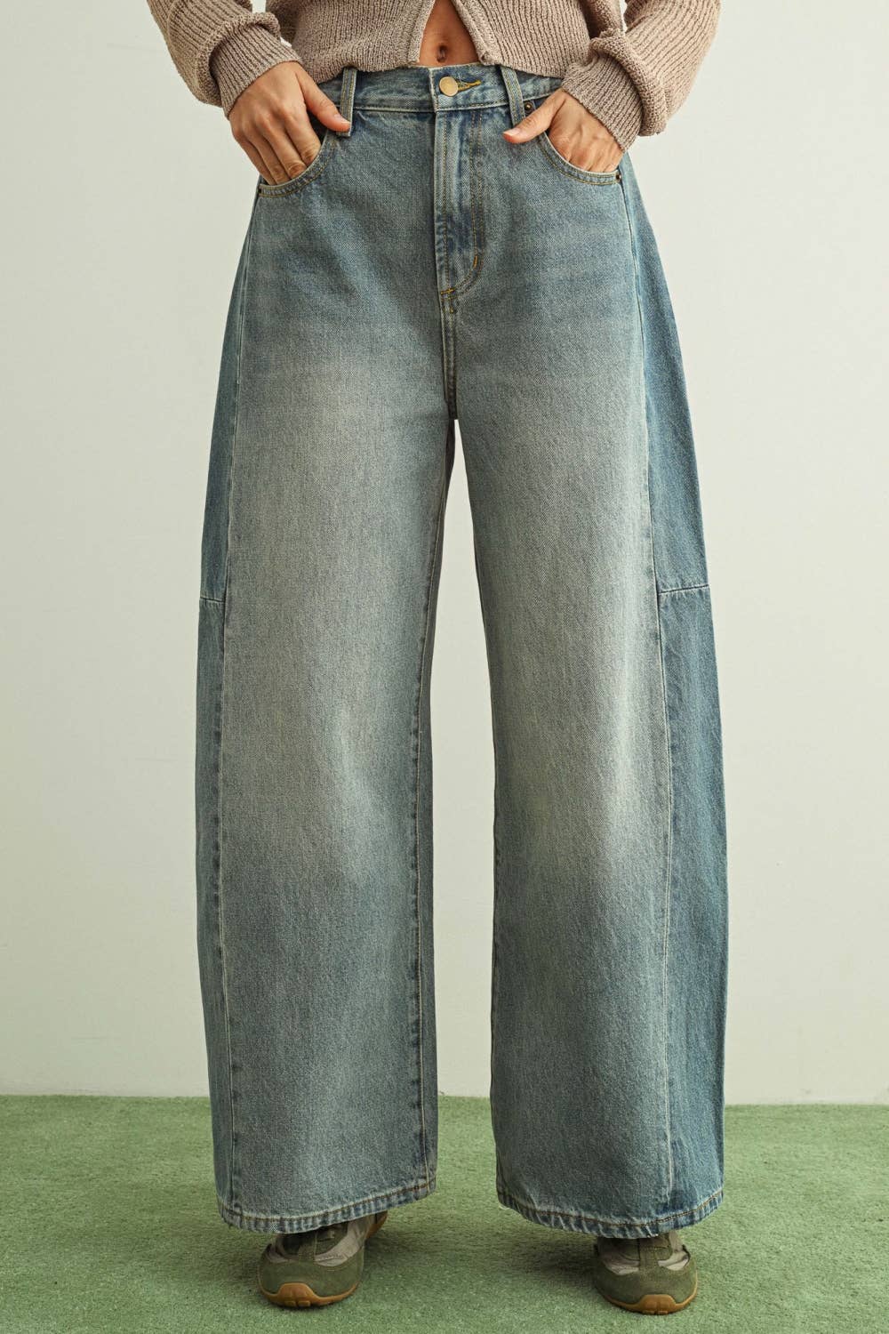 MIXED DENIM ON THE SIDE DETAIL PANTS