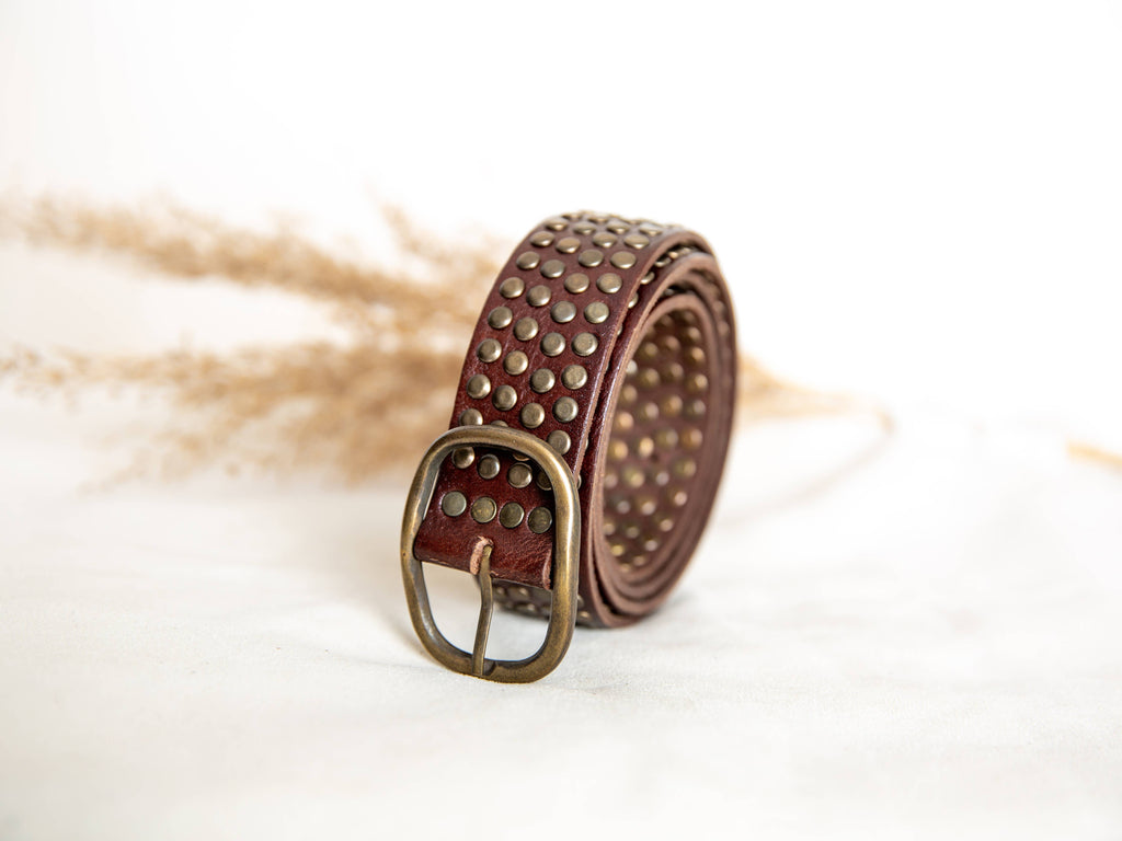 DARK BROWN LEATHER BELT WITH STUDS WIDE