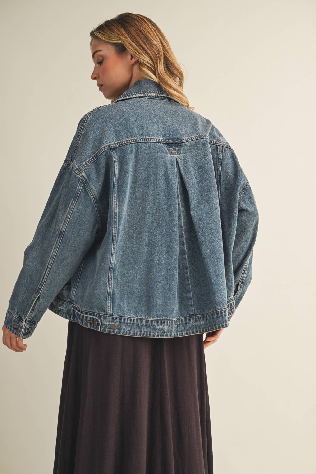 BACK PLEATED DENIM JACKET