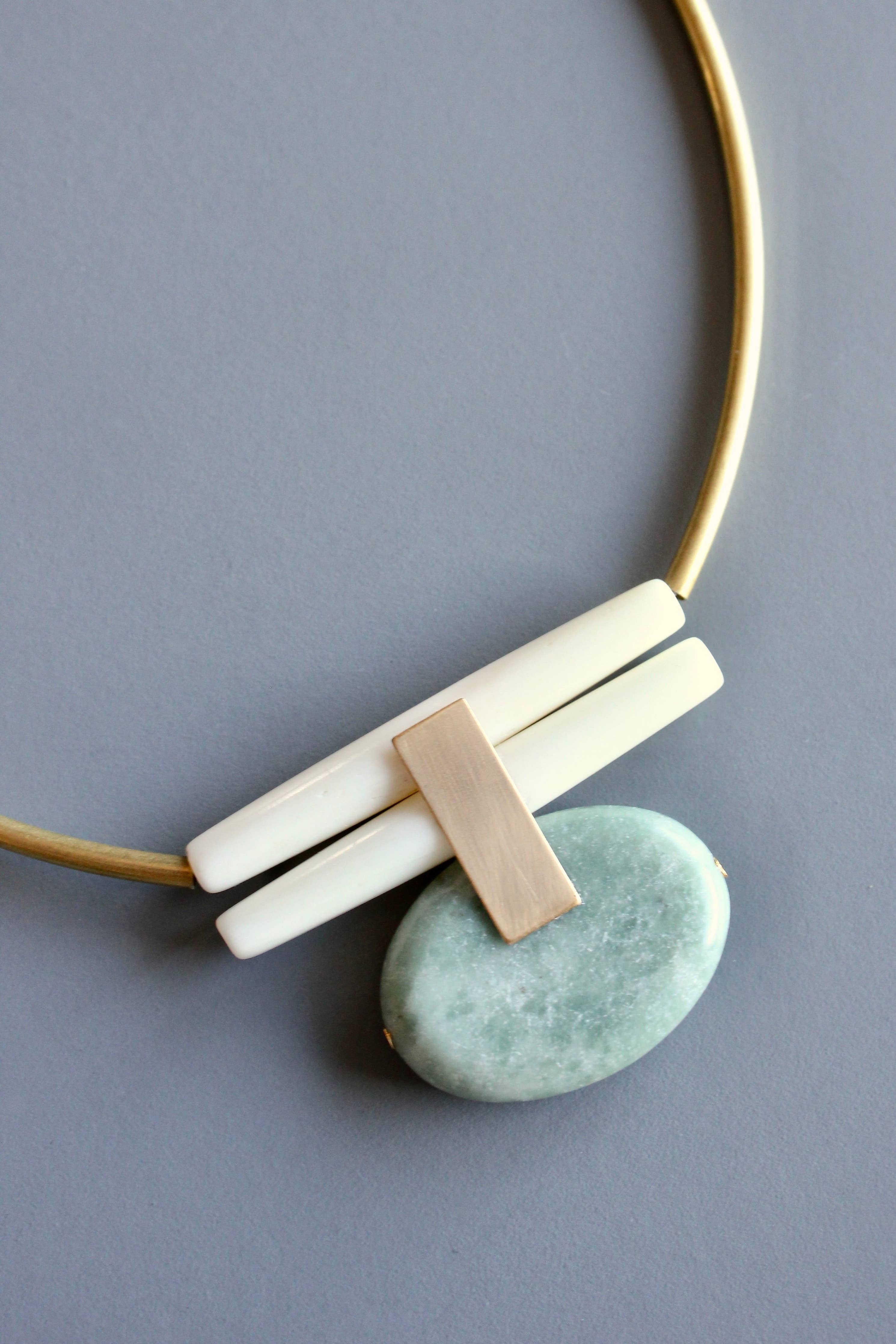 Green jasper and brass Artdeco necklace