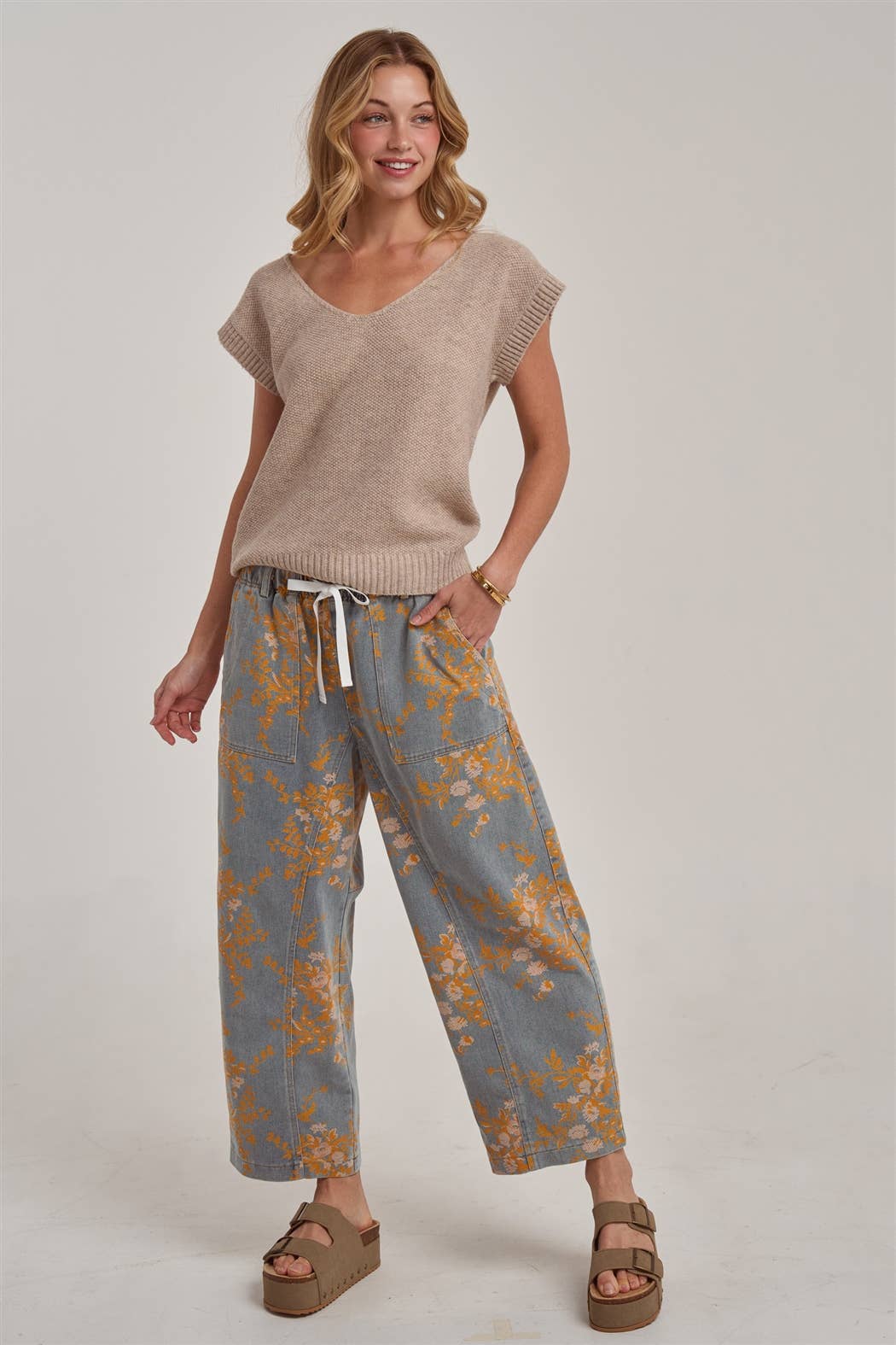 MID RISE RELAXED FIT FLORAL DENIM JEANS