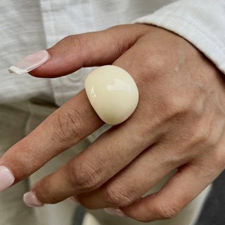Charlize Glossy Ring