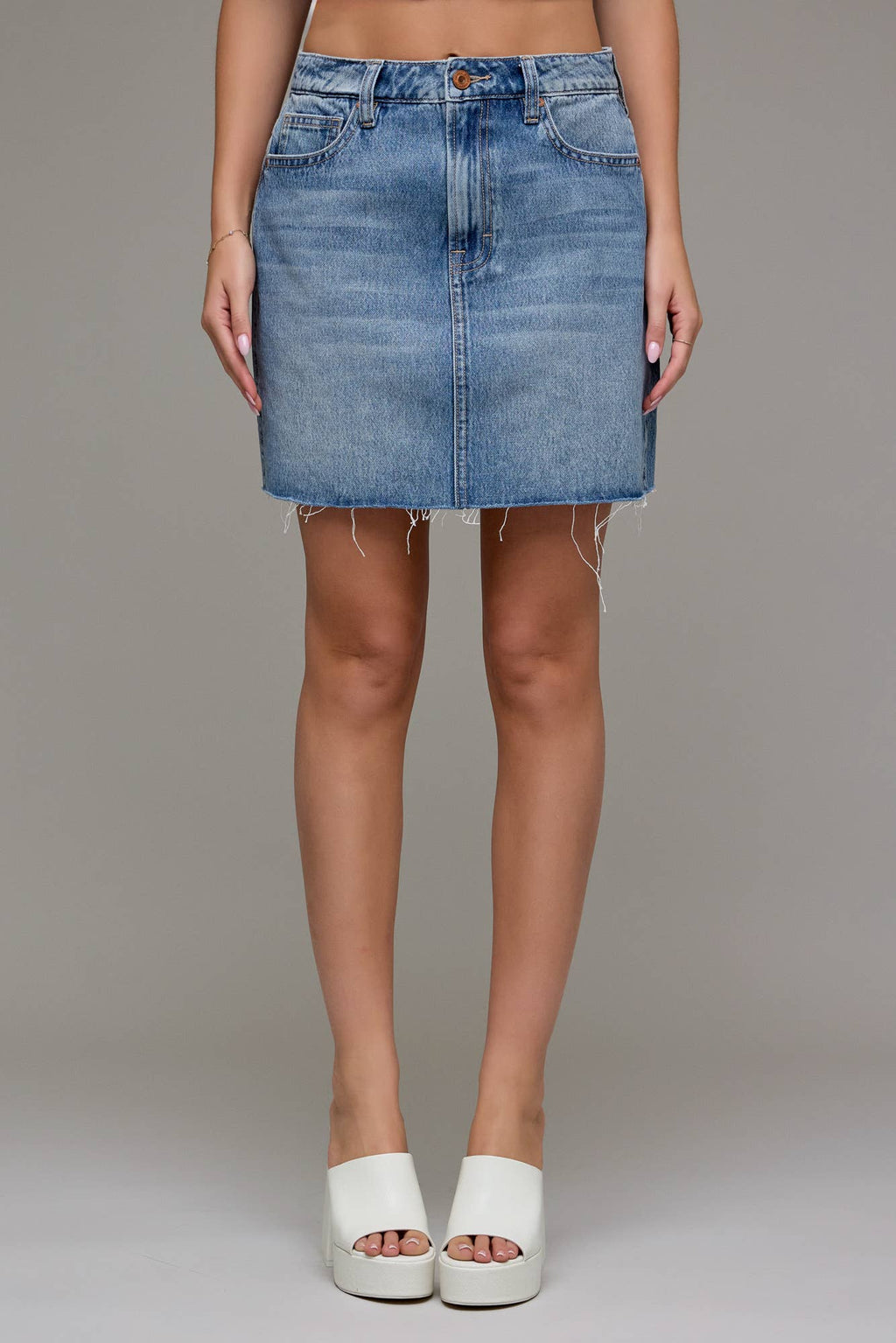 Peyton Medium Vintage Classic Mini Skirt