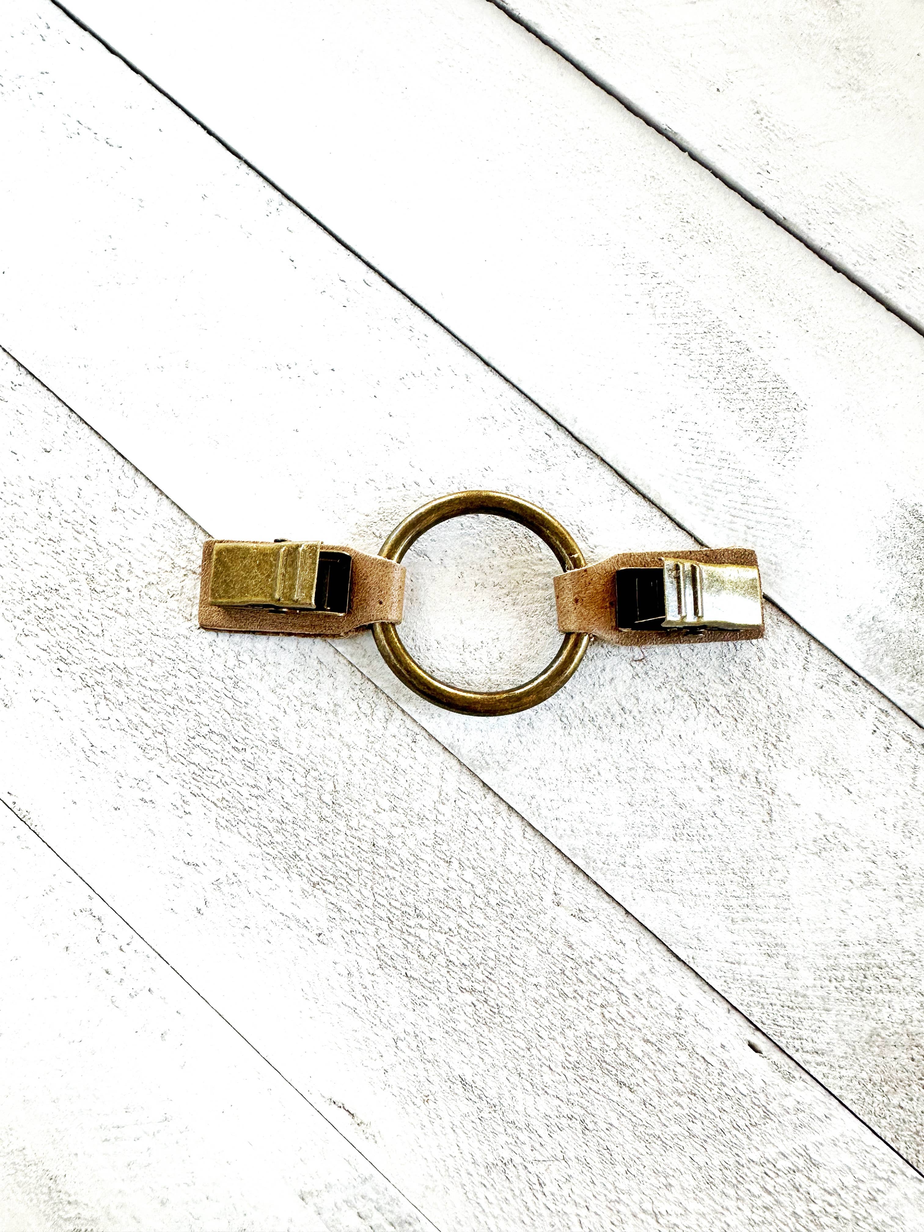 Cinch Clip for Clothes Bronze w/ Tan Leather Scarf Clap